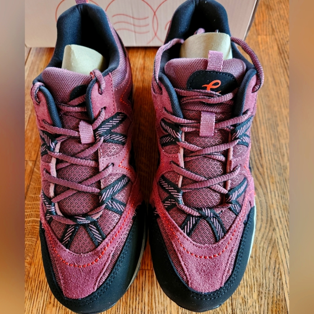 Easy Spirit Walking Shoes 9.5wide